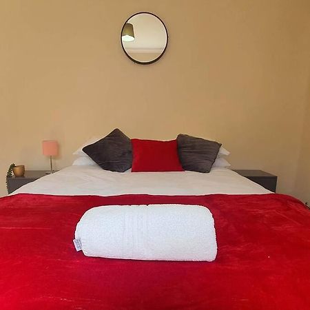 Apartament Free Netflix, Large House, Great Price Cardiff Zewnętrze zdjęcie